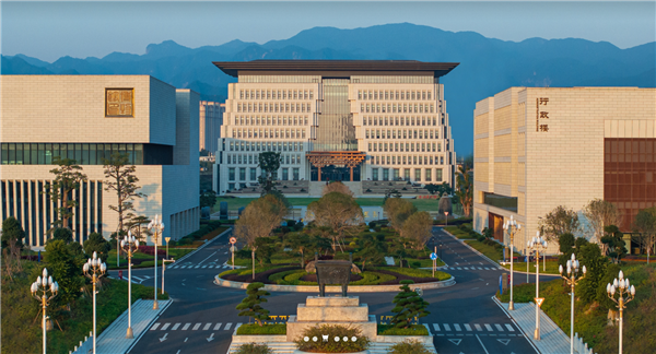 對標斯坦福！曹德旺：福耀科技大學將是中國科學家搖籃